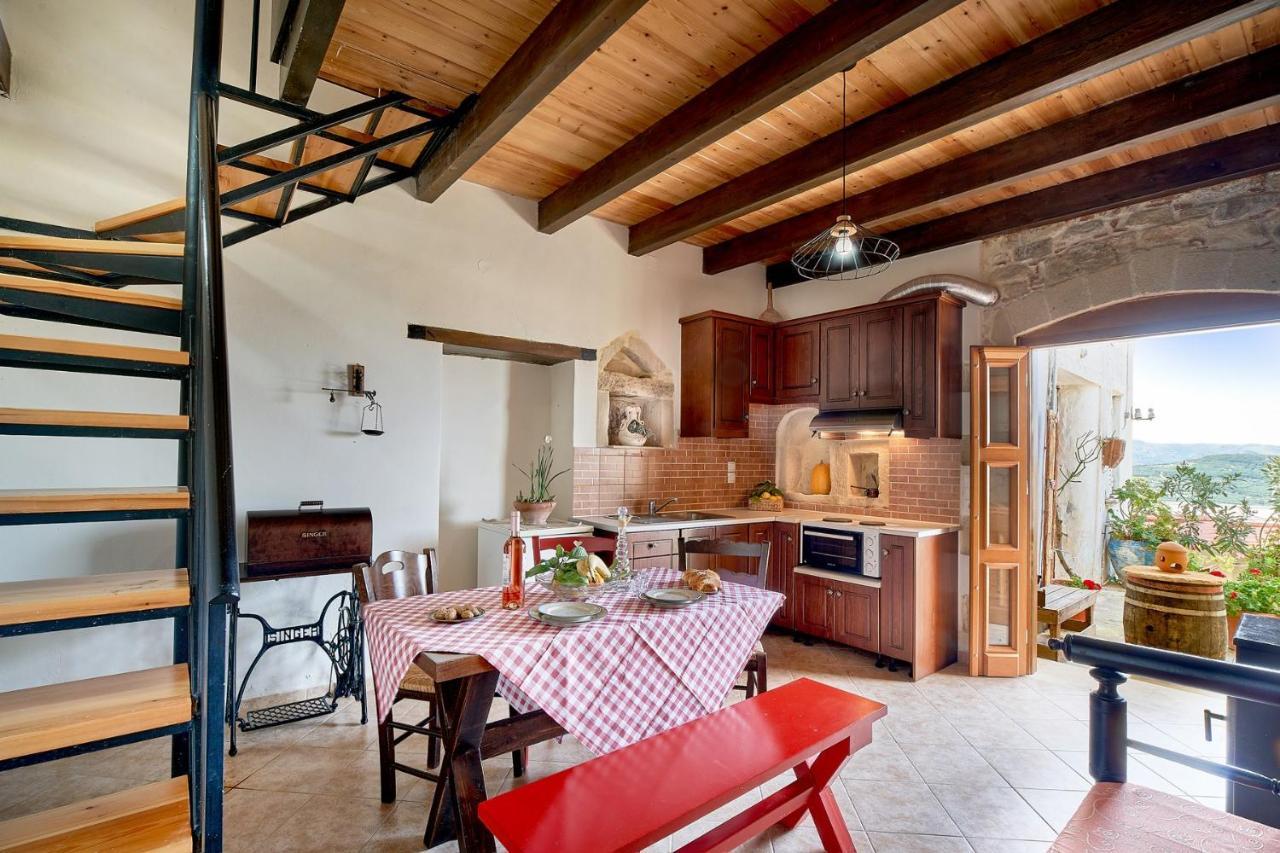 Vaggelis Little Stone House Villa Maredhiana Bagian luar foto